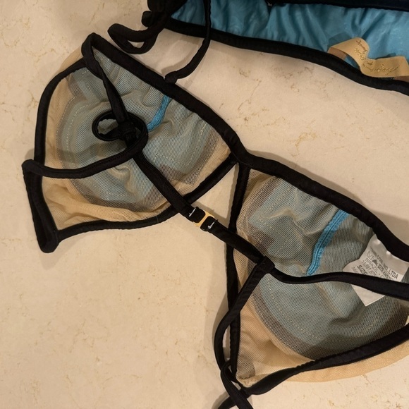 Size large Agua de Coco, bathing suit worn about quite still in good condition - Picture 3 of 5